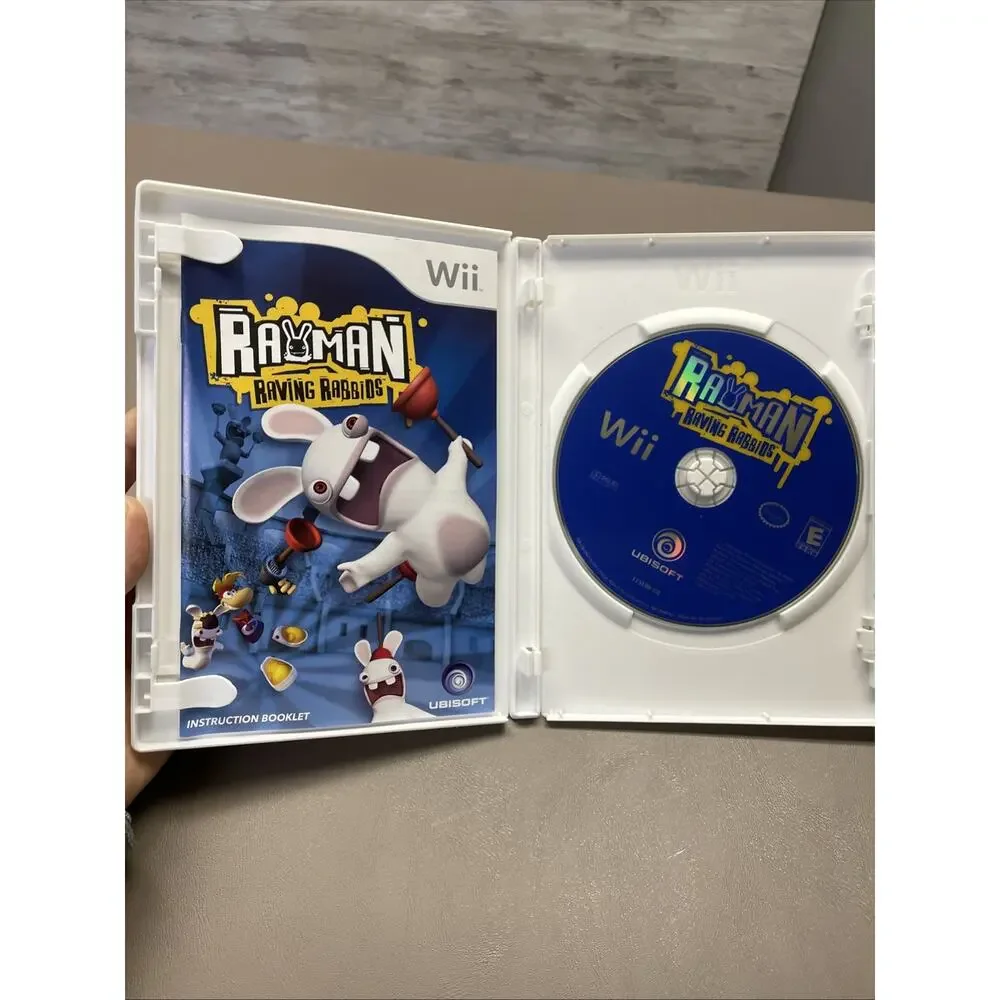 Rayman Raving Rabbids - Nintendo Wii - Complete w/‎ Manual - Tested -